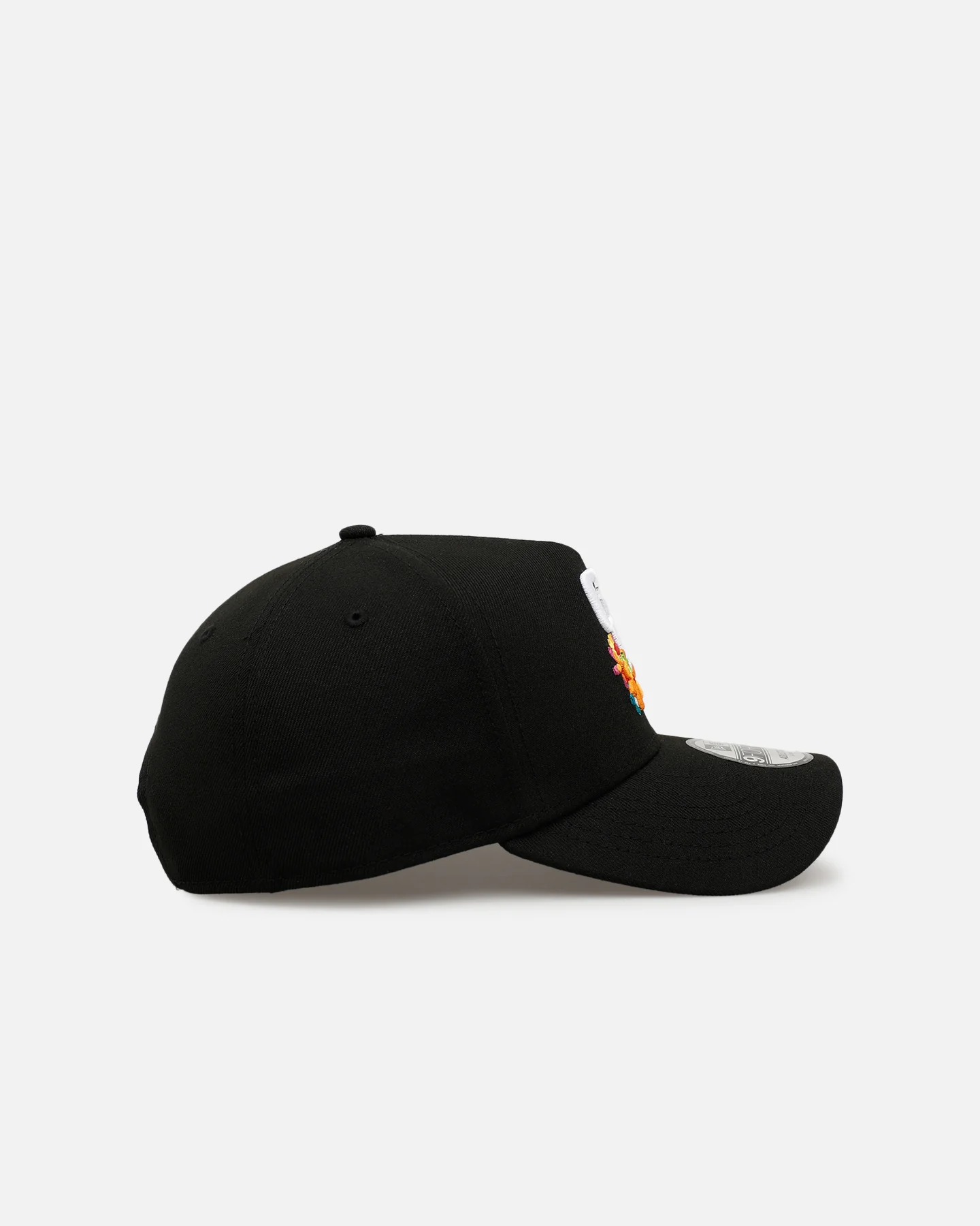 New Era San Diego Padres 'Summer Flowers' 9FORTY A-Frame Snapback Black - Image 3