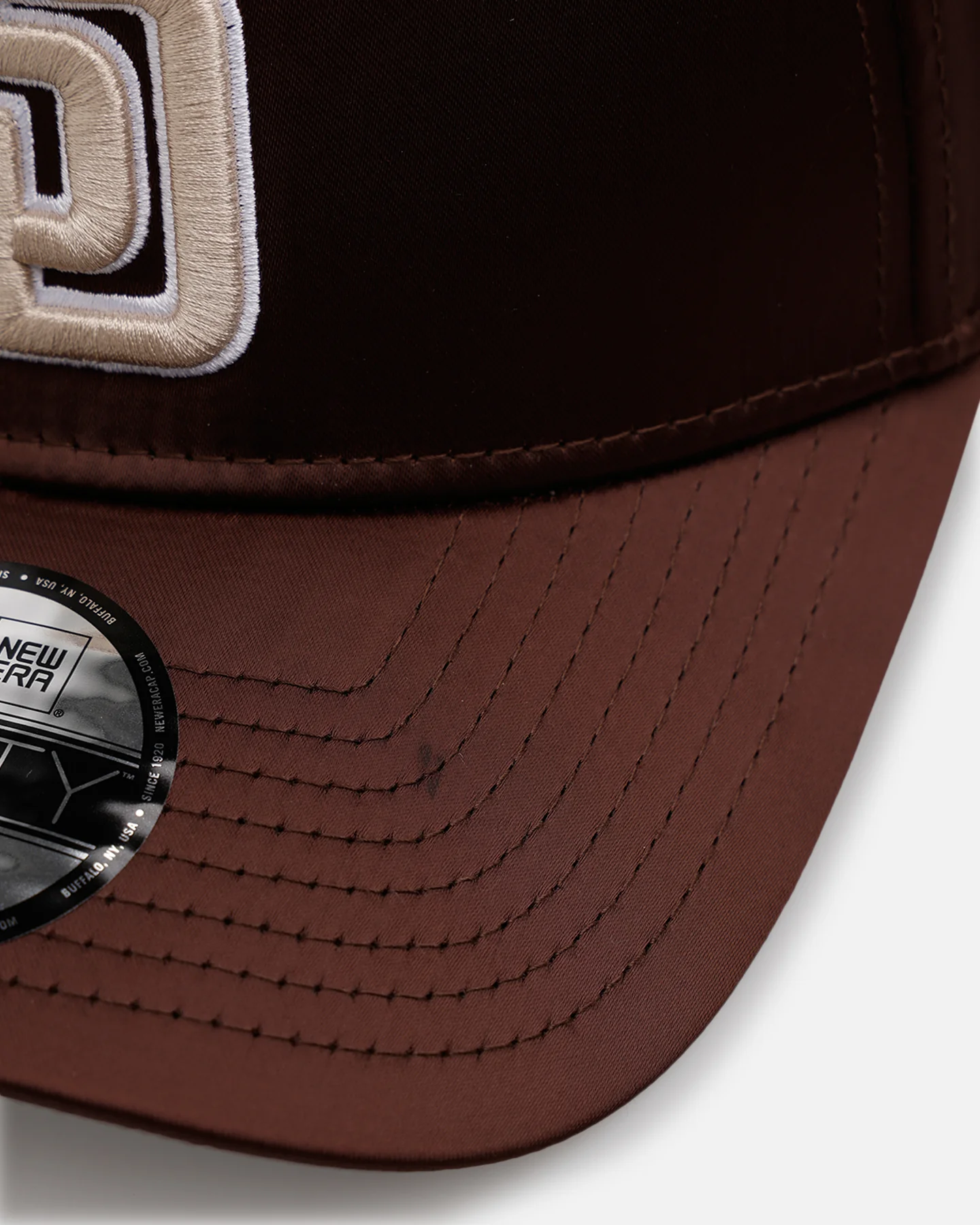 New Era San Diego Padres 'Team Color Satin' 9FORTY A-Frame Snapback Official Team Color - Image 2