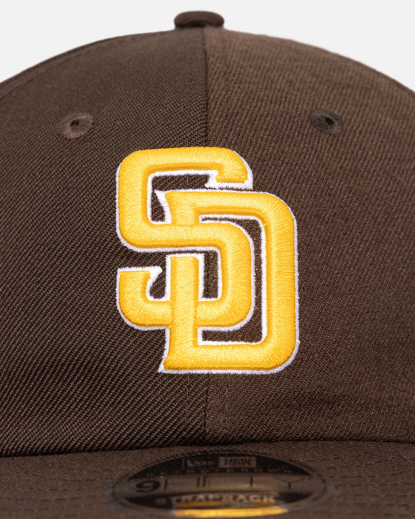 New Era San Diego Padres 'Woollen Shades' 9FIFTY High Crown Strapback OTC - Image 5