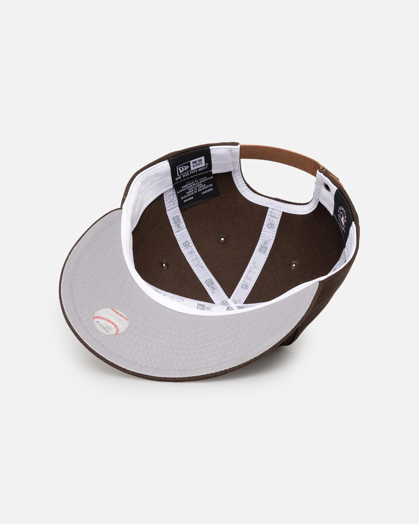 New Era San Diego Padres 'Woollen Shades' 9FIFTY High Crown Strapback OTC - Image 6