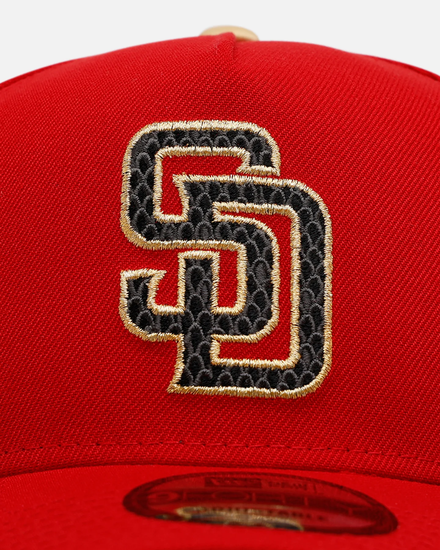 New Era San Diego Padres 'Year Of The Snake' 9FORTY A-Frame Snapback Red/Gold - Image 5