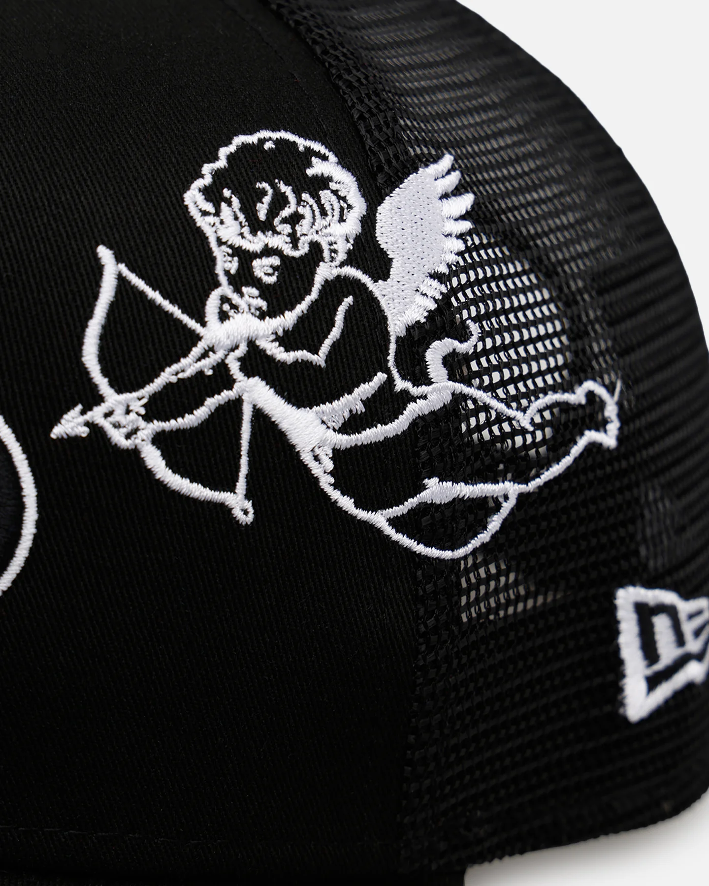 New Era San Francisco 49ers 'Cherub Trucker' 9FORTY A-Frame Trucker Snapback Black/White - Image 7