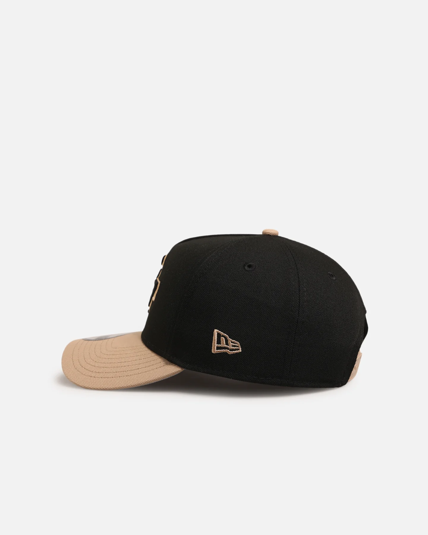 New Era San Francisco 49ers 'Desert Nights' 9FORTY A-Frame Snapback Black/Camel - Image 4