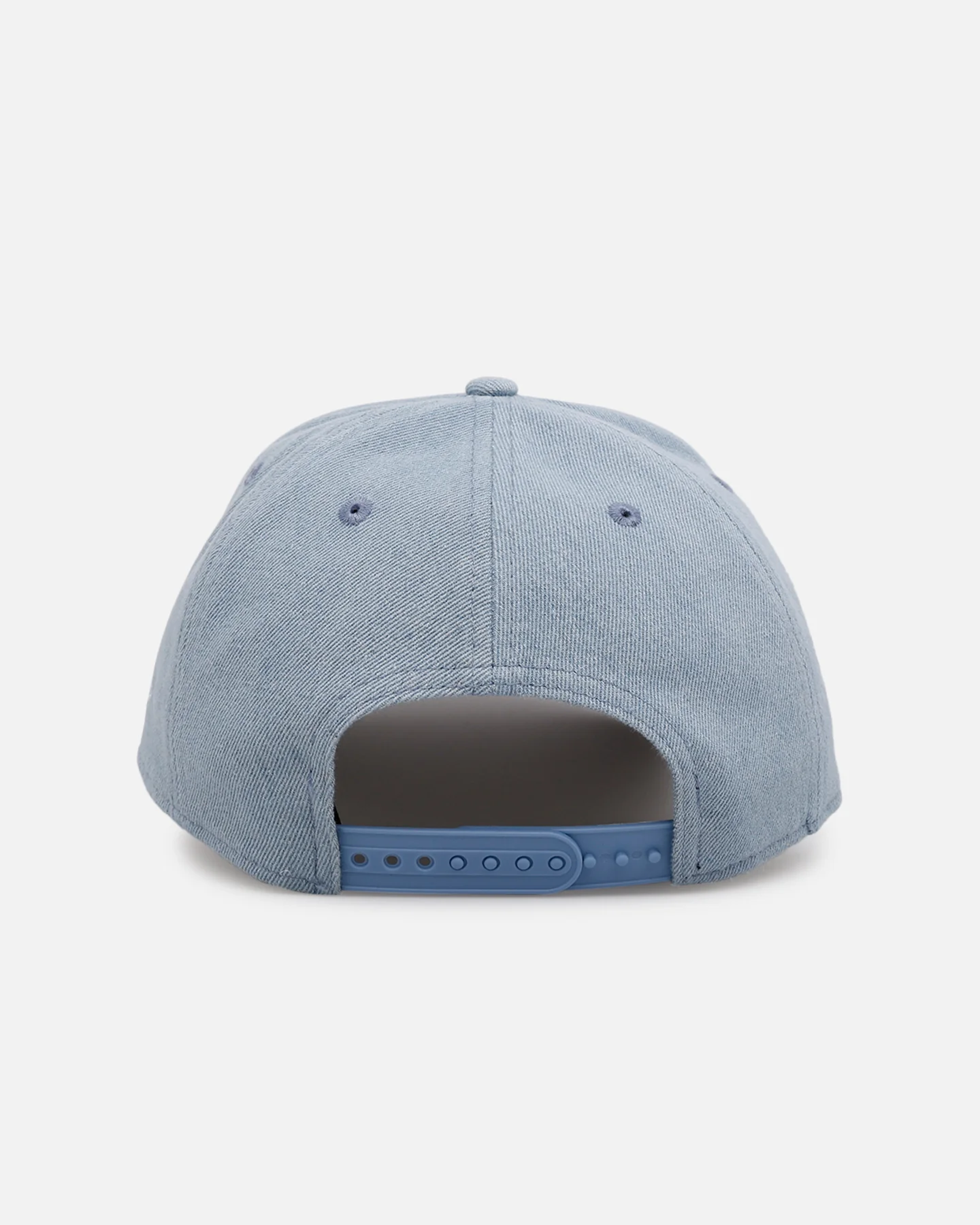 New Era San Francisco 49ers 'Distressed Denim' 9FORTY A-Frame Snapback Light Wash Denim - Image 2