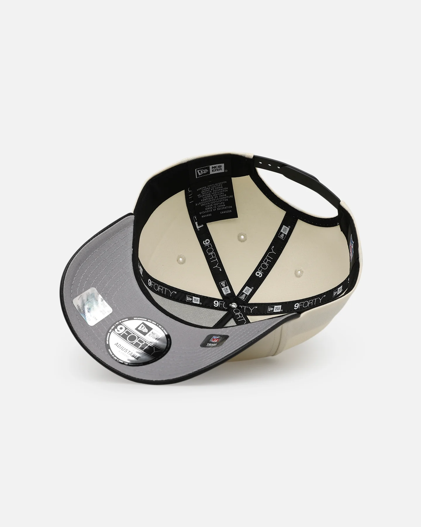 New Era San Francisco 49ers 'Leather Visor' 9FORTY A-Frame Snapback Chrome White/Black - Image 6