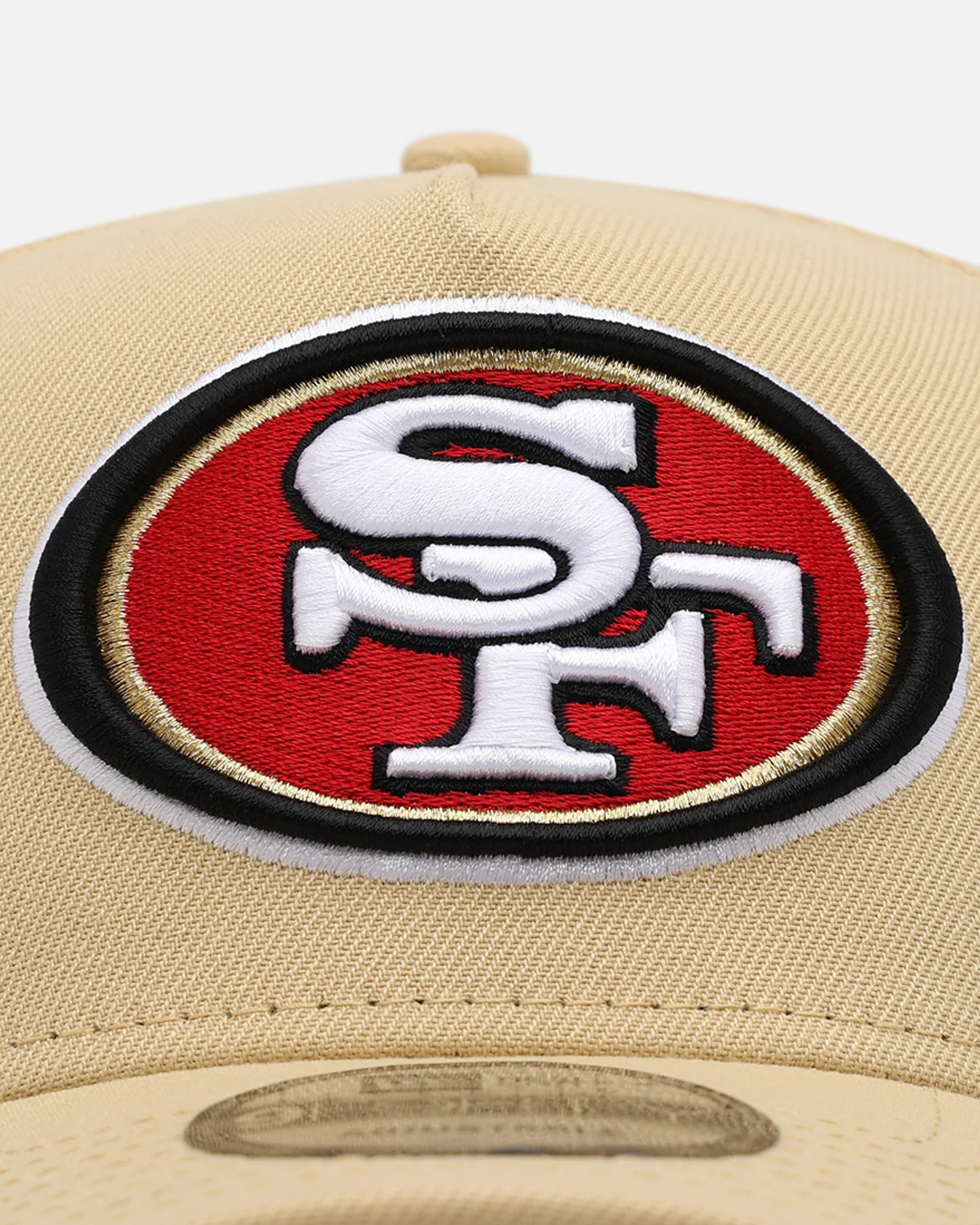New Era San Francisco 49ers 'NFL Kickoff' 9FORTY A-Frame Snapback Vegas Gold - Image 5