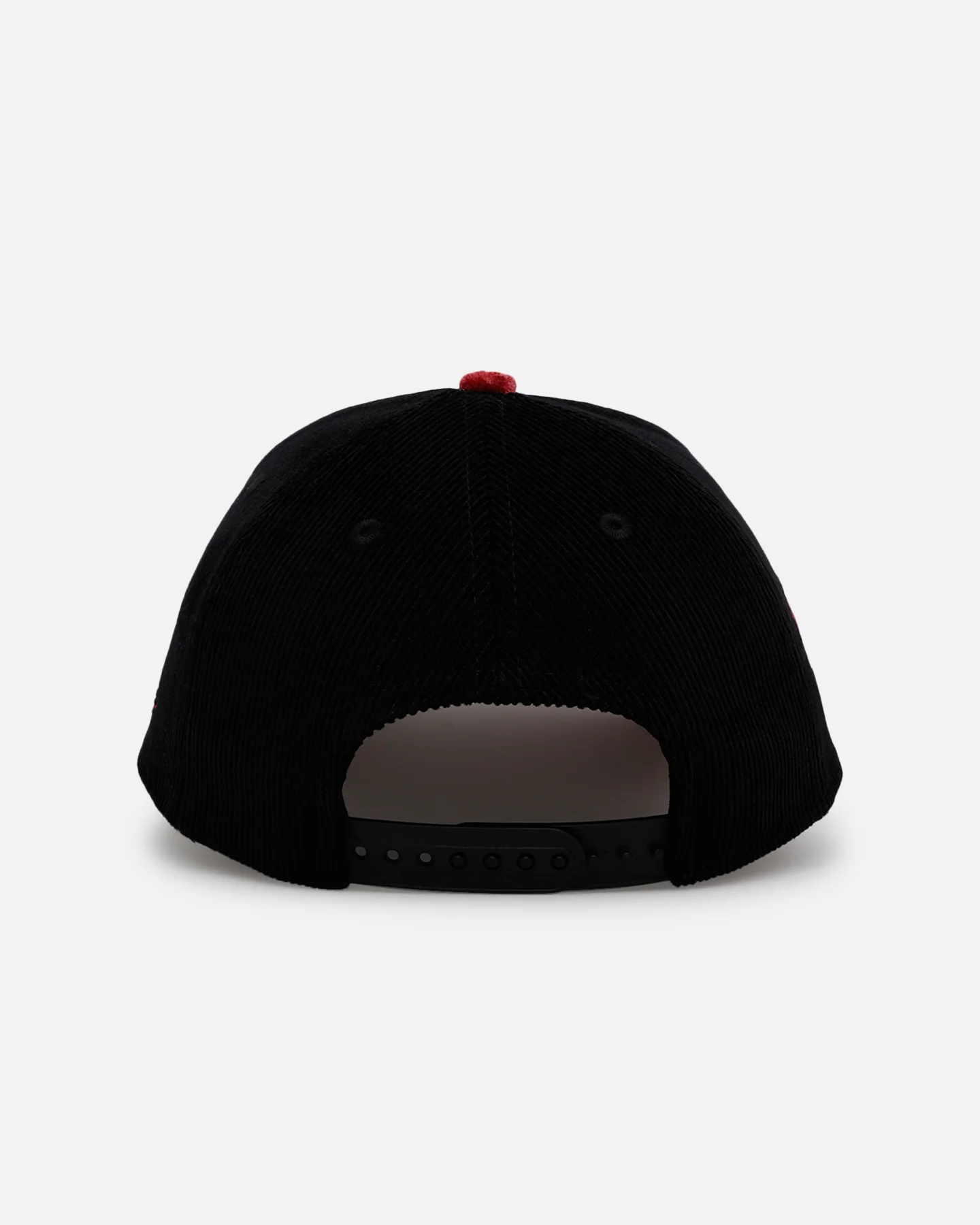 New Era San Francisco 49ers 'Velvet Cord Certified Lover' 9FORTY A-Frame Premium Corduroy Snapback Black - Image 3