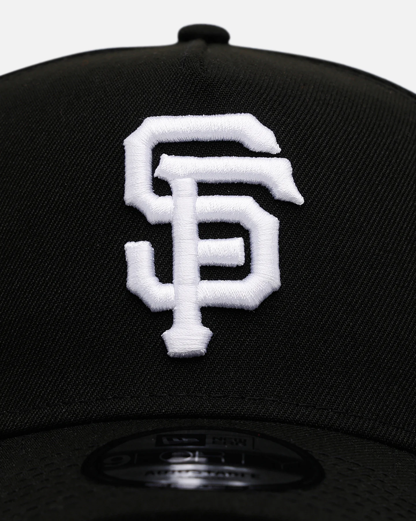 New Era San Francisco Giants 'Black And White' 9FORTY A-Frame Snapback Black/White - Image 5
