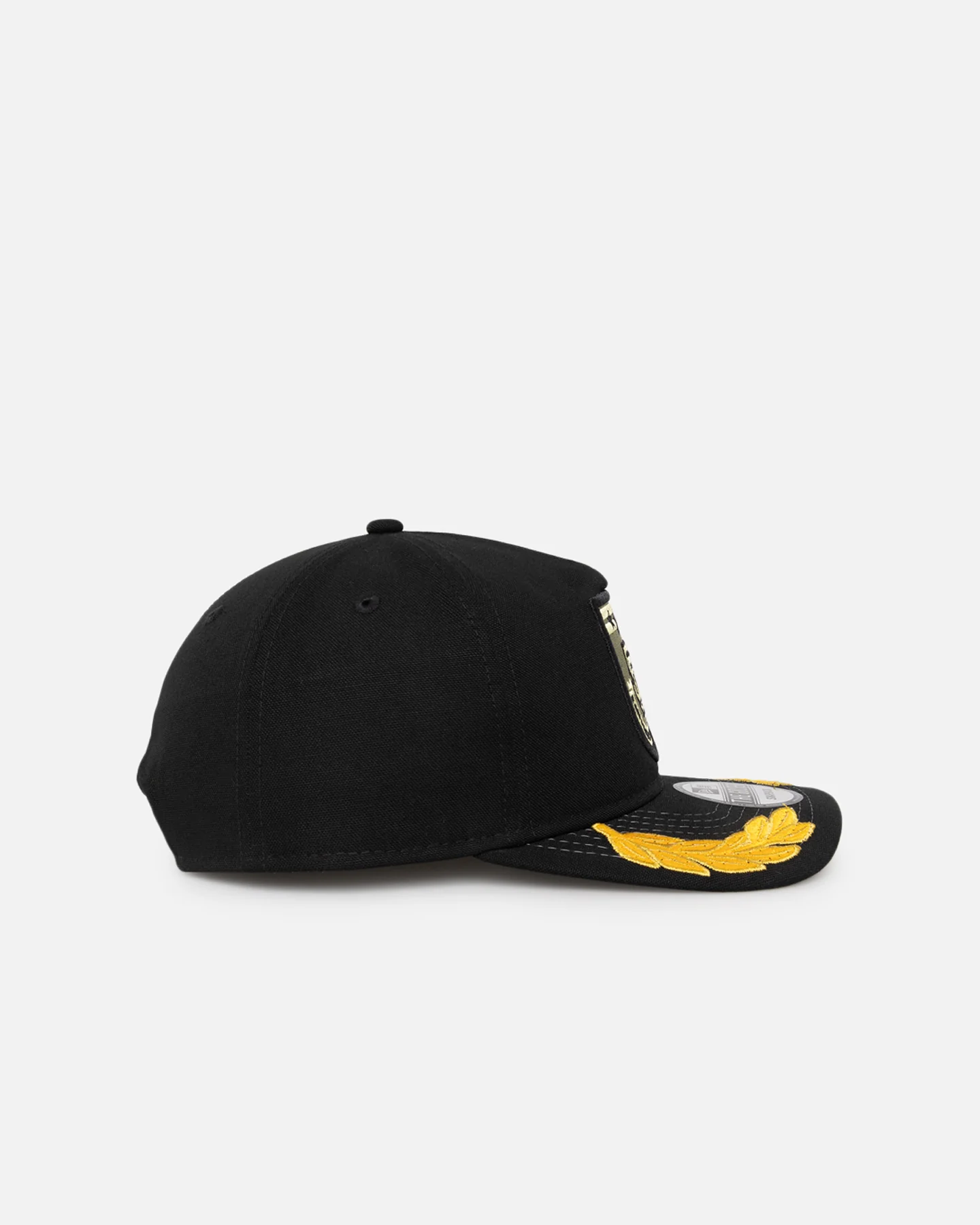 New Era San Francisco Giants 'Military Patch' Pre-Curved Golfer Snapback Black - Image 4