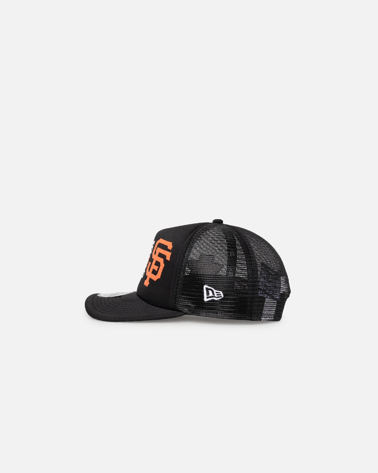 New Era San Francisco Giants 'Puff Print' Pre-Curved Golfer Trucker Snapback Black - Image 4