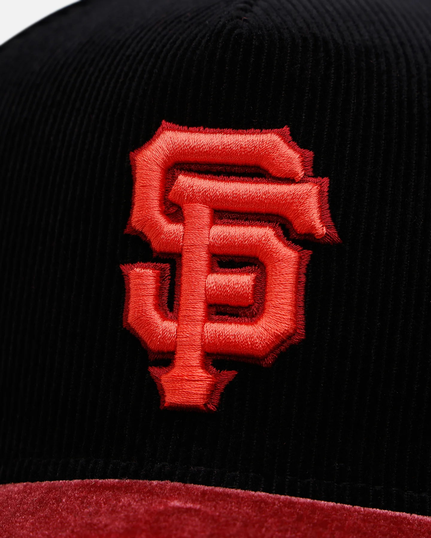 New Era San Francisco Giants 'Velvet Cord Certified Lover' 9FORTY A-Frame Premium Corduroy Snapback Black - Image 2