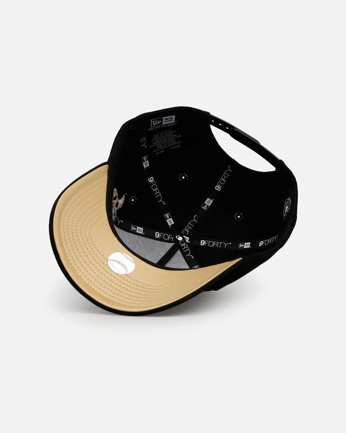 New Era San Francisco Giants 'Year Of The Snake' 9FORTY A-Frame Snapback Black/Gold - Image 6
