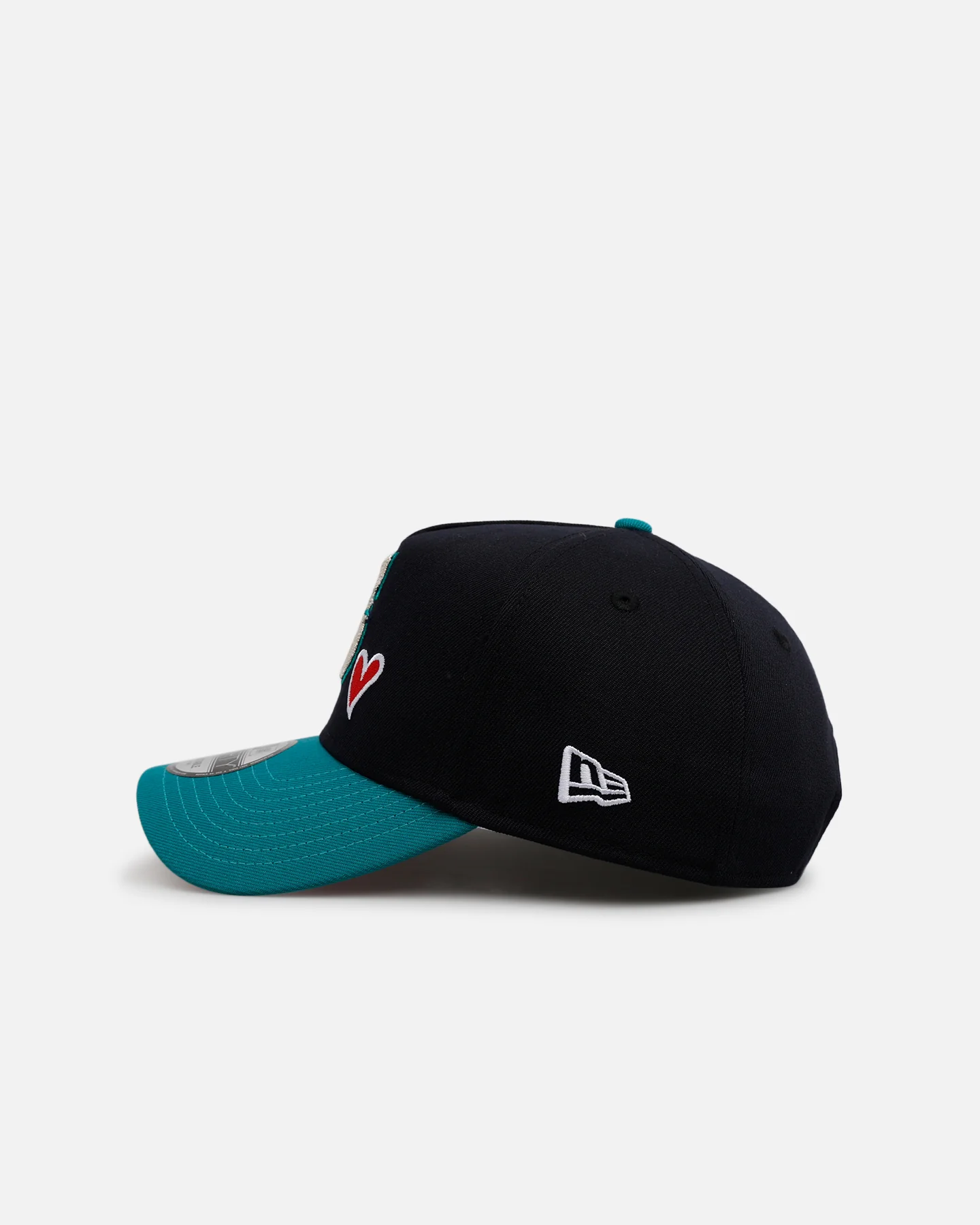 New Era Seattle Mariners 'Team Color Hearts' 9FORTY A-Frame Snapback Official Team Color - Image 4