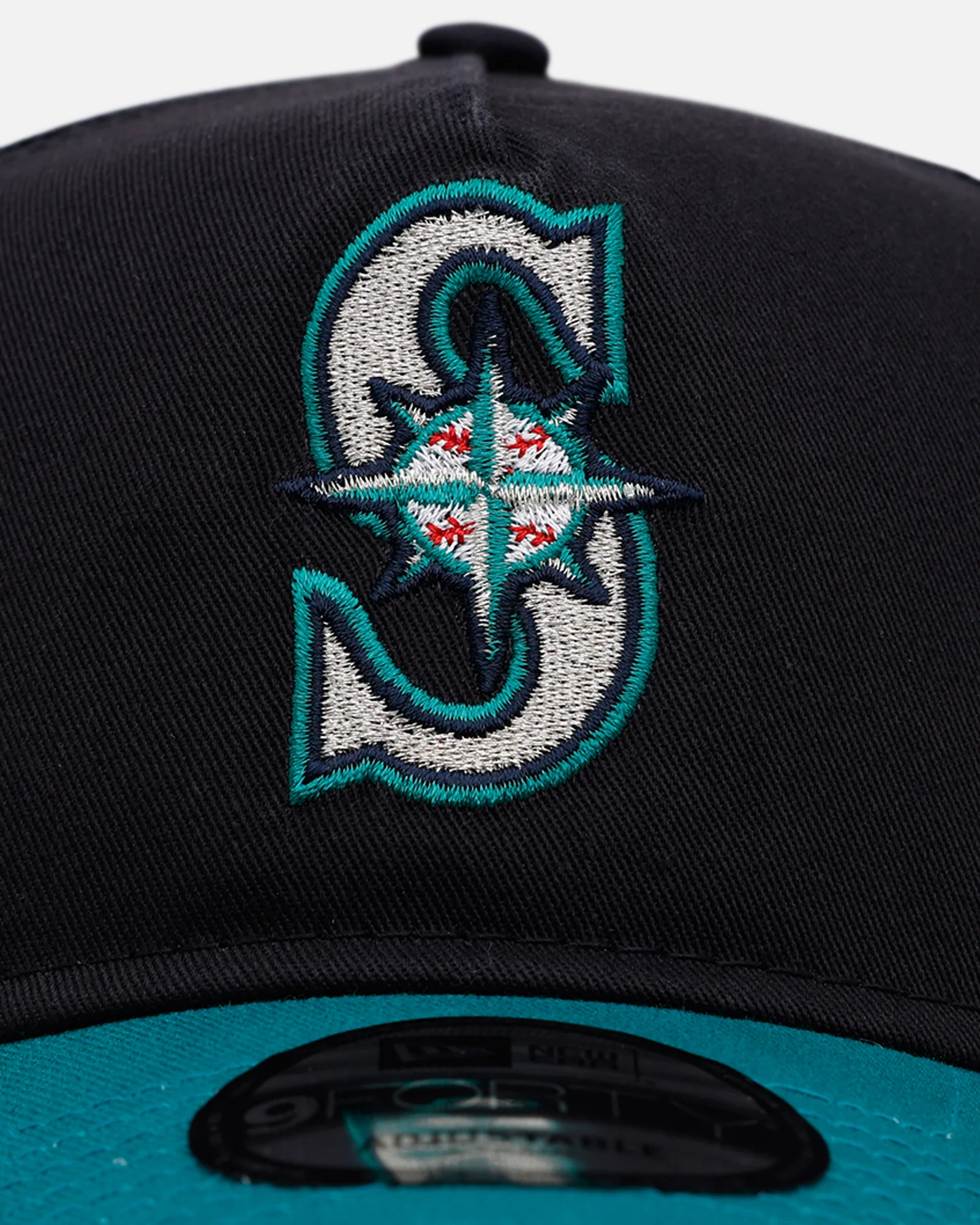 New Era Seattle Mariners 'Washed Truckers' 9FORTY A-Frame Trucker Snapback Official Team Color - Image 5