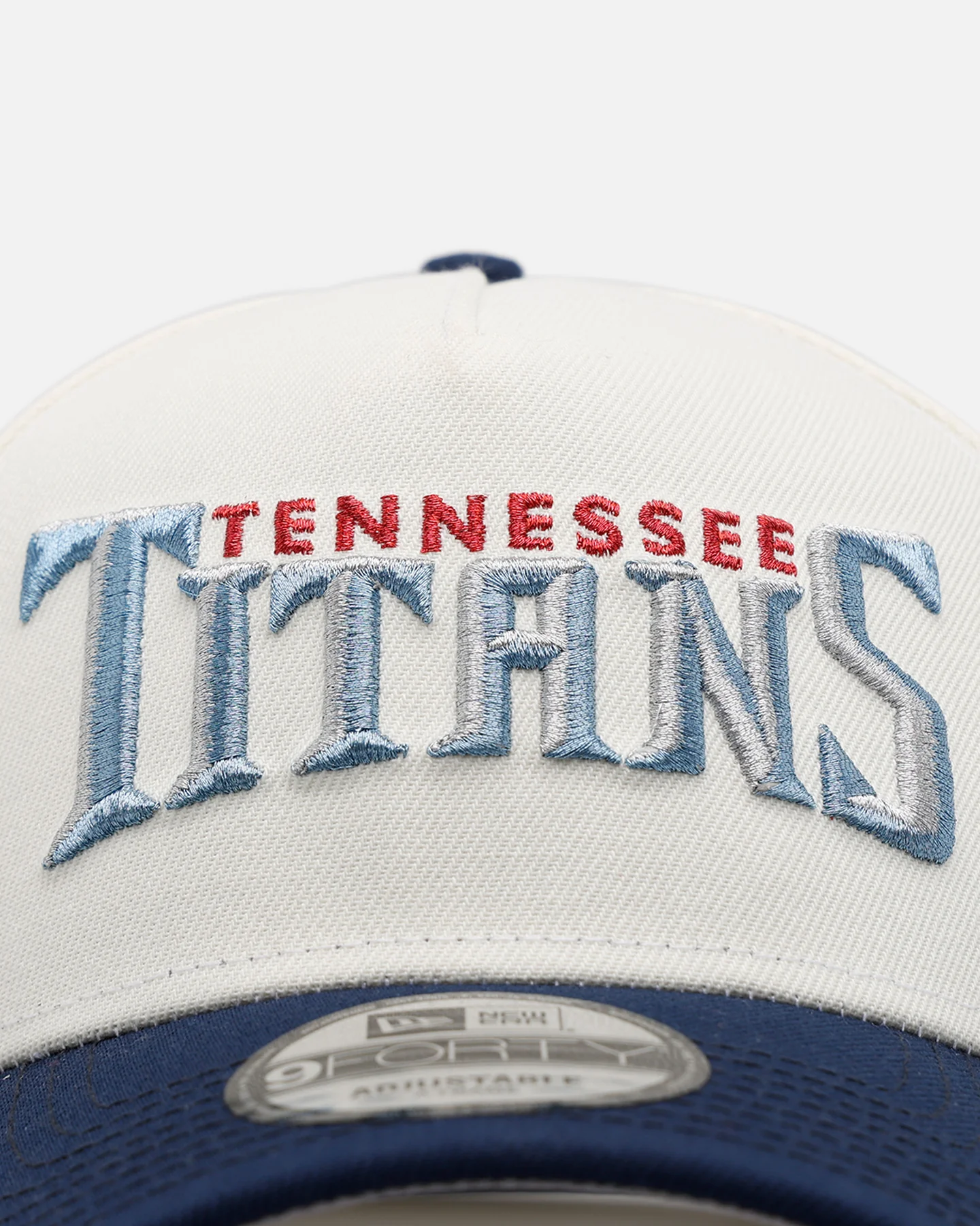 New Era Tennessee Titans 'Chrome Metallic Wordmark' 9FORTY A-Frame Snapback Chrome - Image 5
