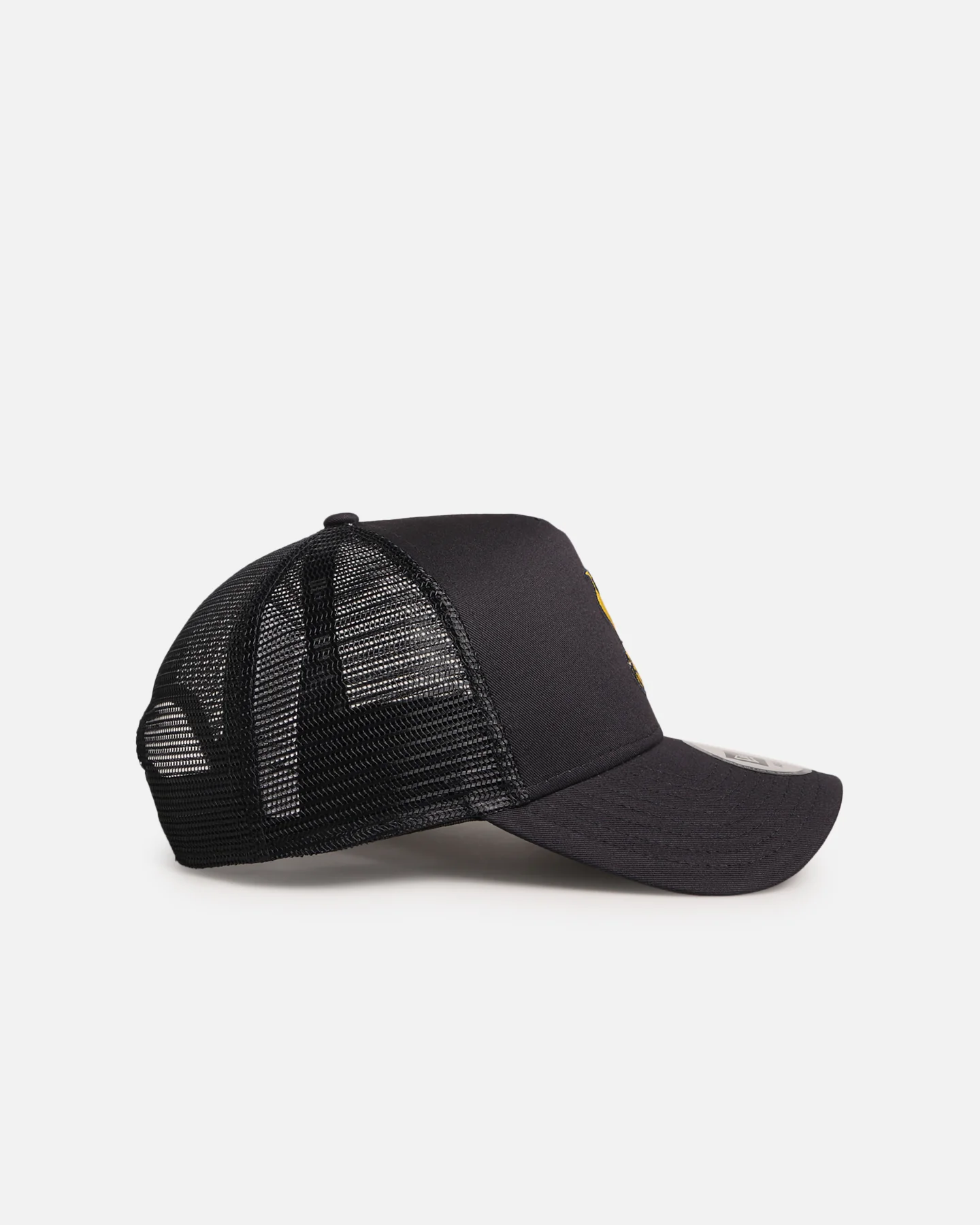 New Era Tottenham Hotspur F.C. 9FORTY A-Frame Trucker Snapback Navy - Image 3