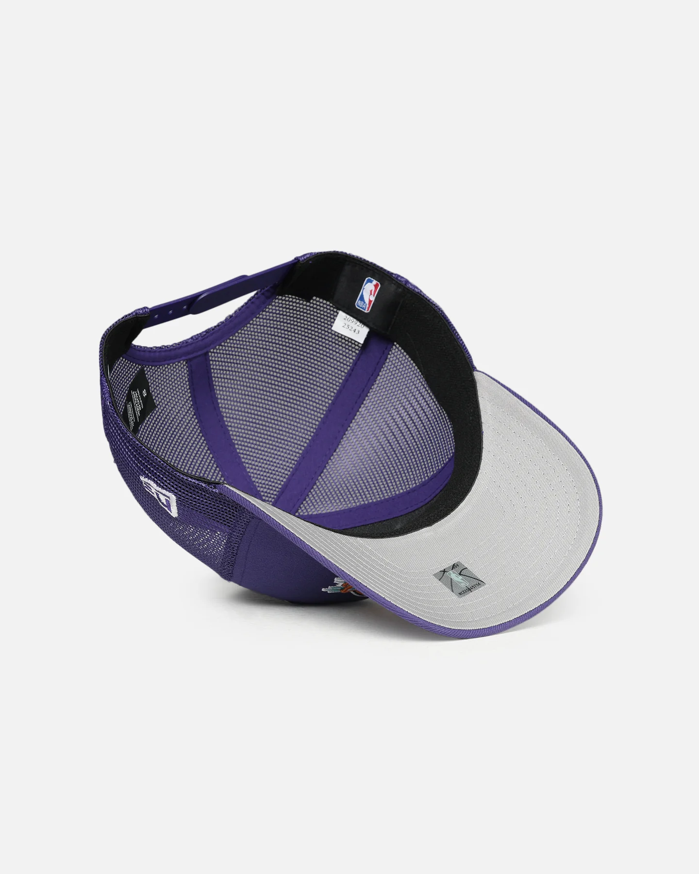New Era Utah Jazz 'HWC' 9SEVENTY Trucker Stretch Snapback Dark Purple - Image 6