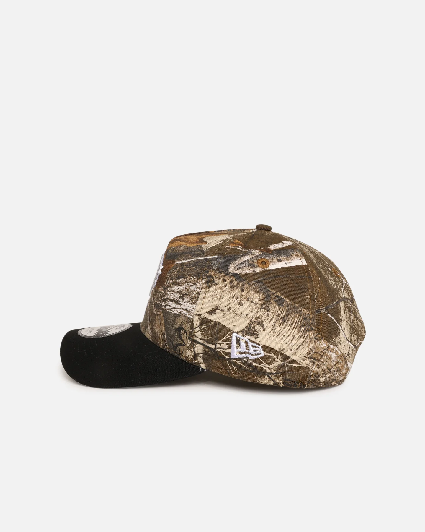 New Era Wests Tigers 'NRL Real Tree' 9FORTY A-Frame Snapback Real Tree Camo - Image 4