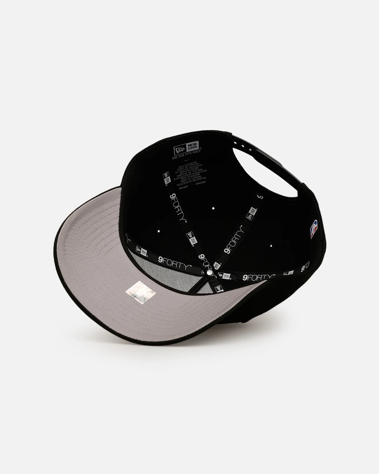 New Era X Bristol Studio Boston Celtics 'Teams Edition' 9FORTY Snapback Black - Image 6