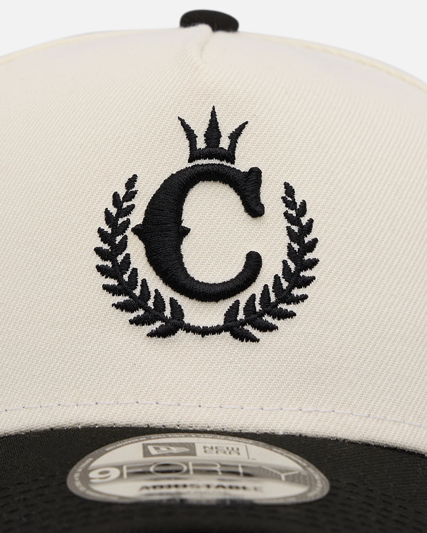 New Era X Culture Kings 9FORTY A-Frame Snapback Chrome/Black - Image 5