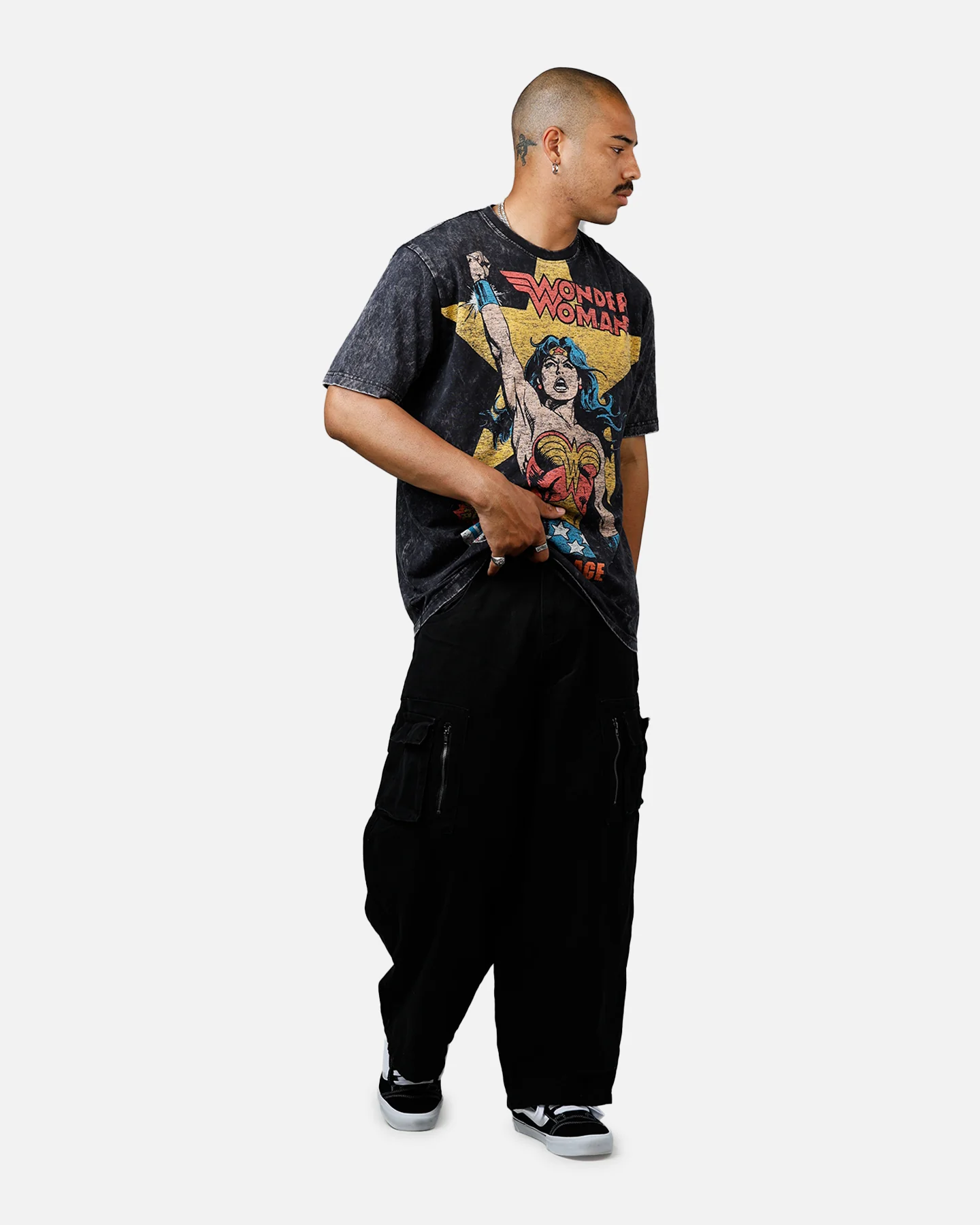 New Era X DC Wonder Women T-Shirt Washed Black - Image 3