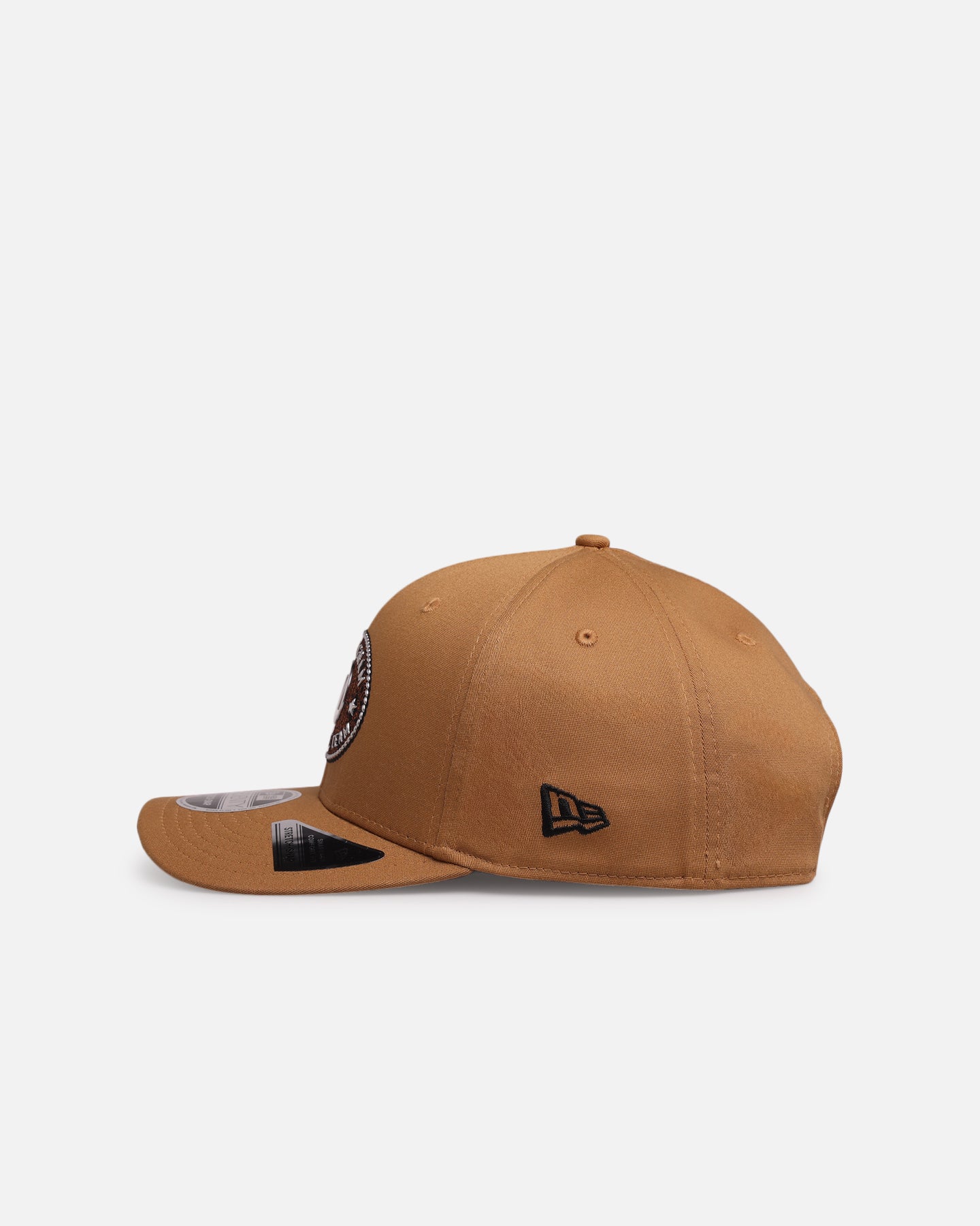 New Era x Haas F1 'Austin GP Collection' 9SEVENTY Snapback Med Beige - Image 4
