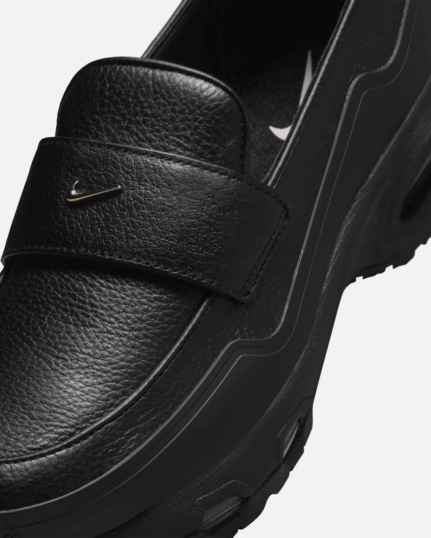 Nike Women's Air Max Phenomena Black/Metallic - Image 6