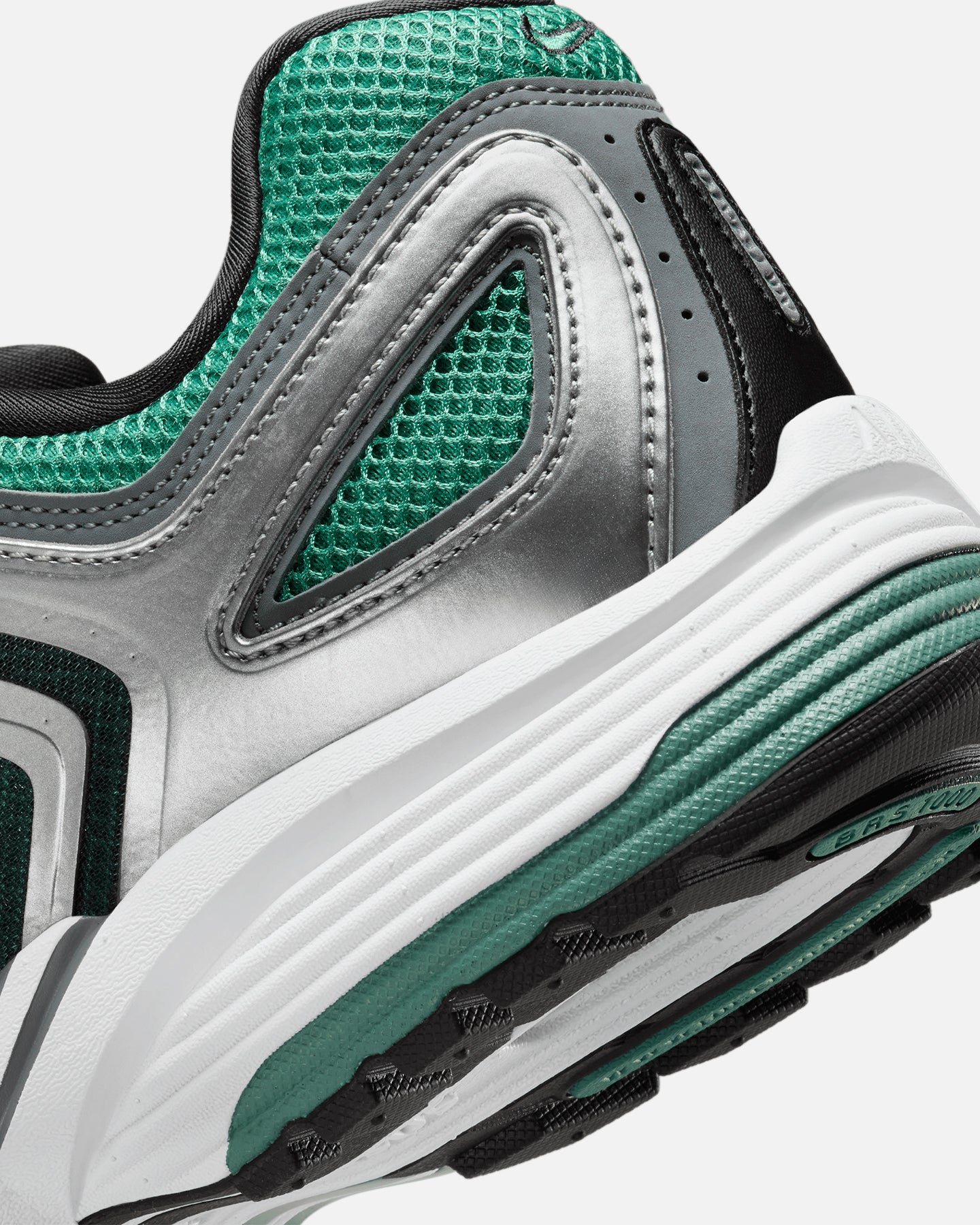 Nike Air Pegasus 2005 Metallic Silver - Image 8