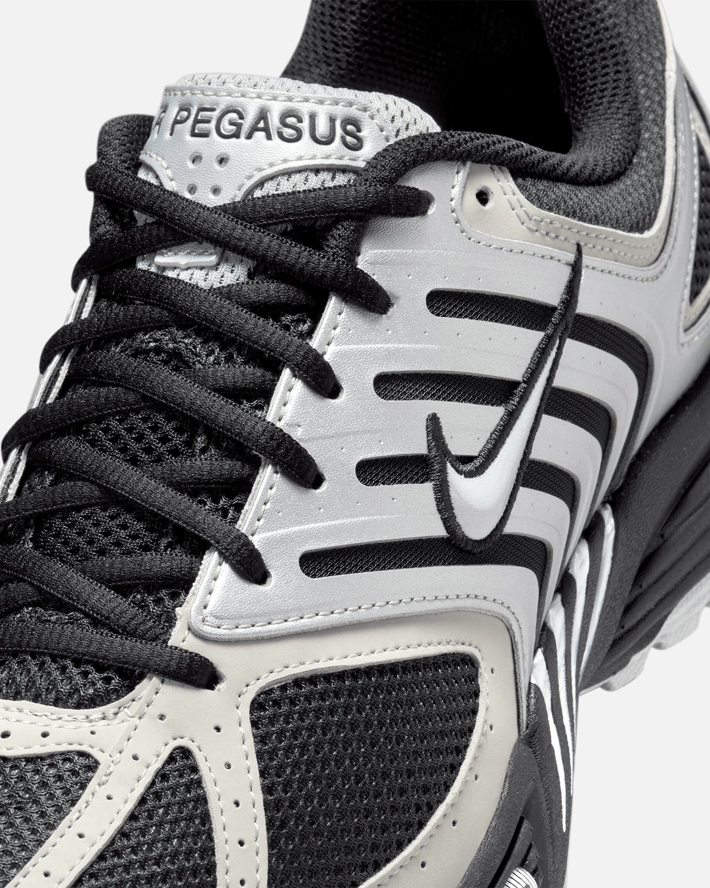 Nike Air Pegasus 2005 Metallic Silver - Image 6