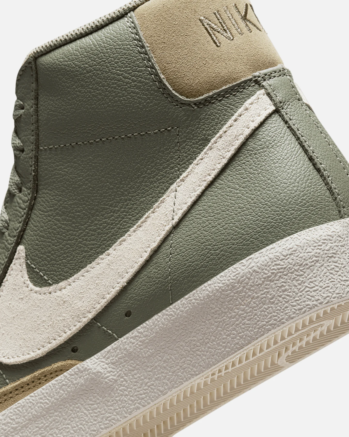 Nike Blazer Mid '77 Premium Essential+ Dark Stucco/Phantom - Image 8