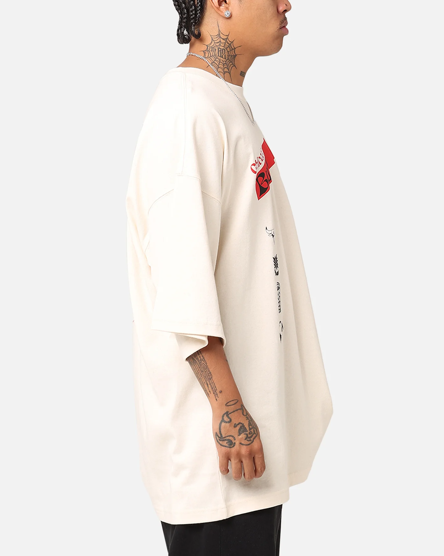 Nike Chicago Bulls NBA Courtside Oversized T-Shirt Pure - Image 5