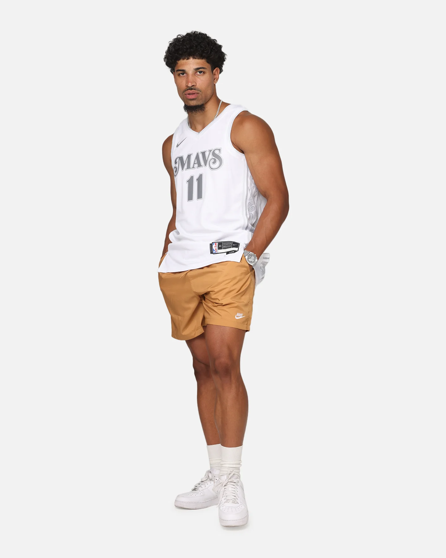 Nike Club Flow Shorts Flax - Image 2