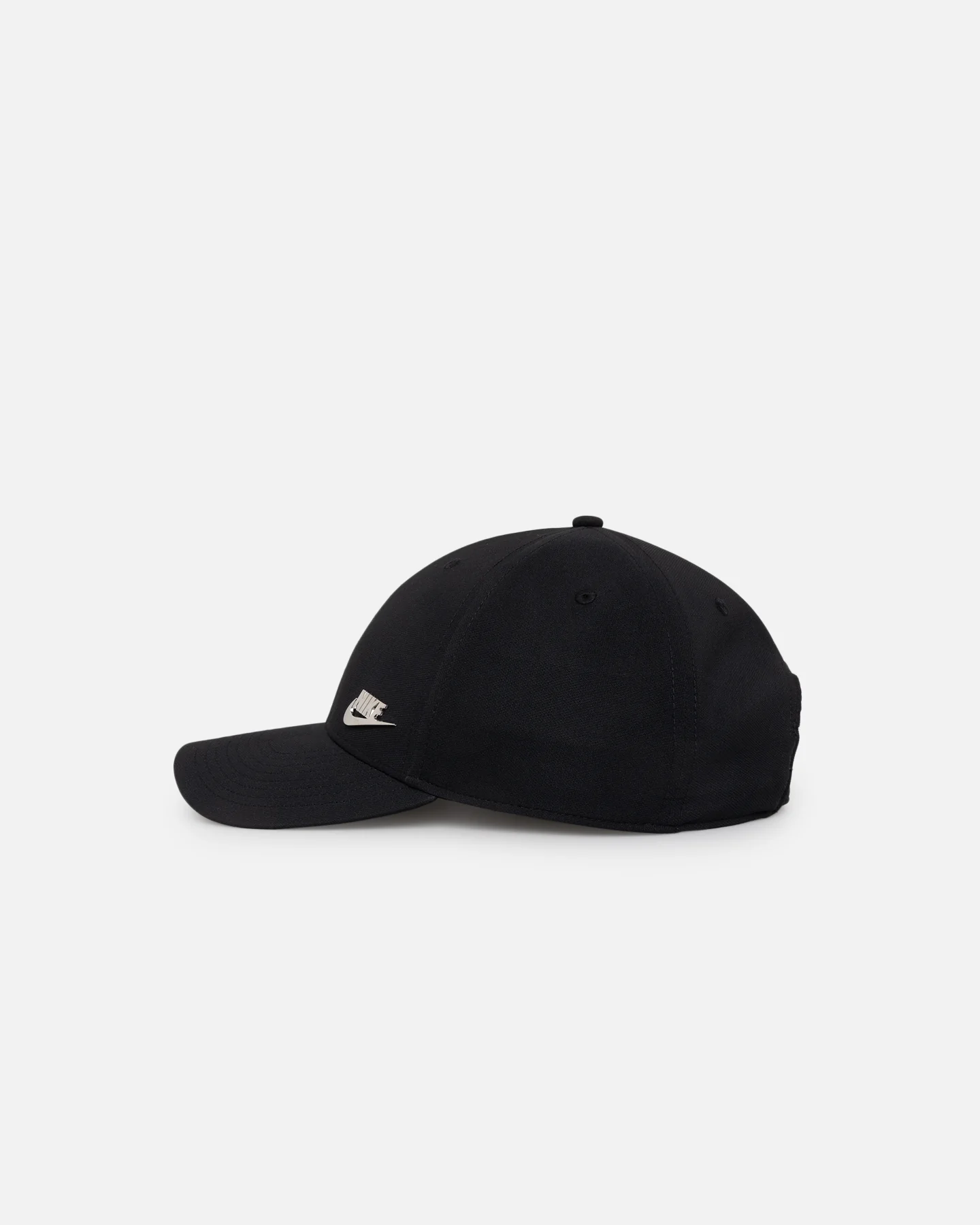 Nike Dri-FIT Club Structured Metal Logo Cap Black/Metallic - Image 4