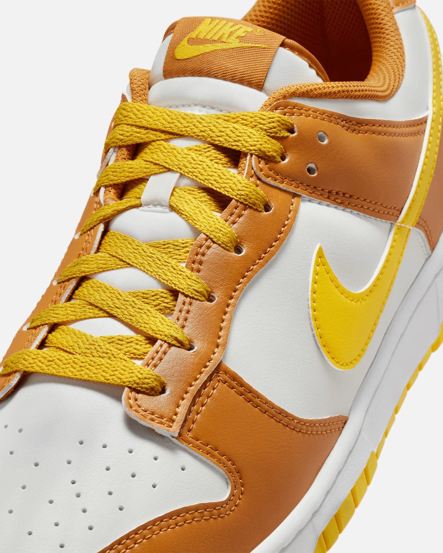 Nike Dunk Low Retro Summit White - Image 6
