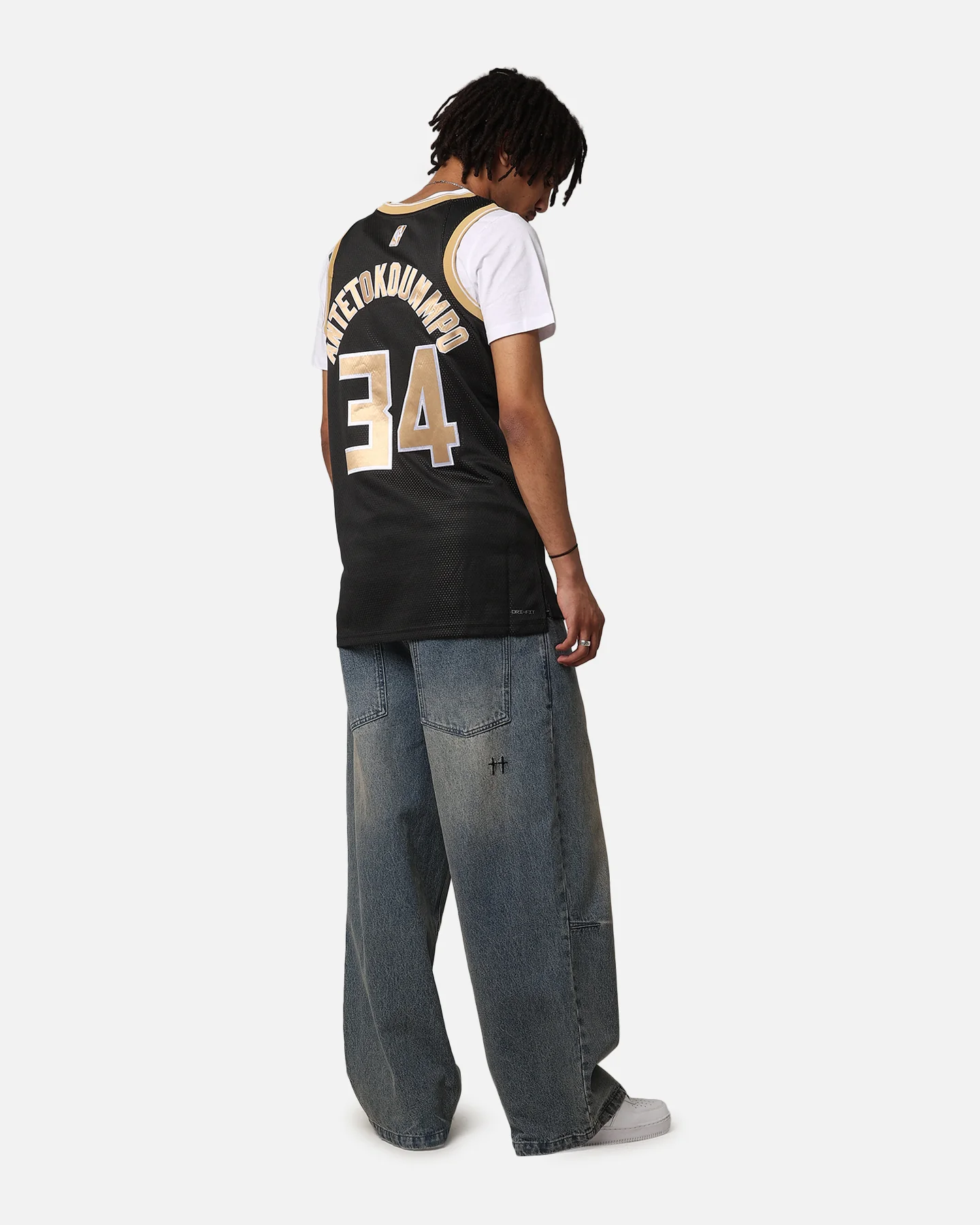 Nike Giannis Antetokounmpo Milwaukee Bucks Dri-FIT 2024 Select Series Jersey Black/Gold - Image 4