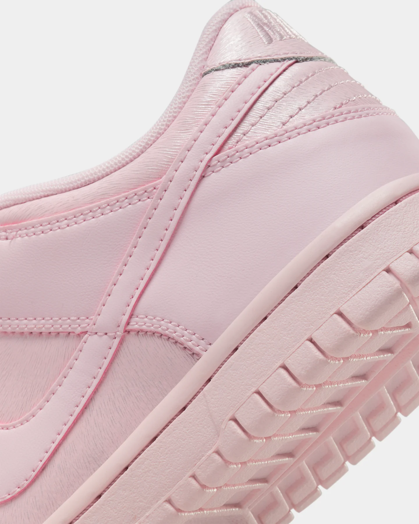 Nike Kid's Dunk Low Se (GS) "Prism Pink" Prism Pink - Image 8