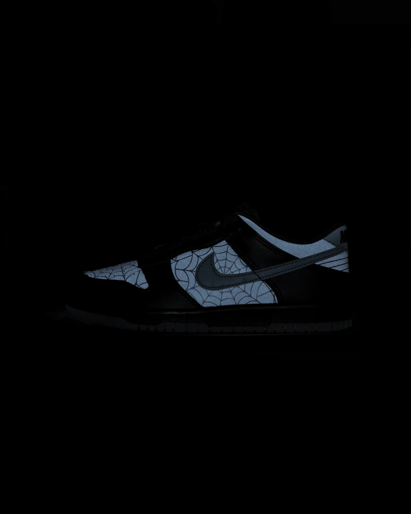Nike Kids' Dunk Low (GS) Black/Smoke Grey - Image 9