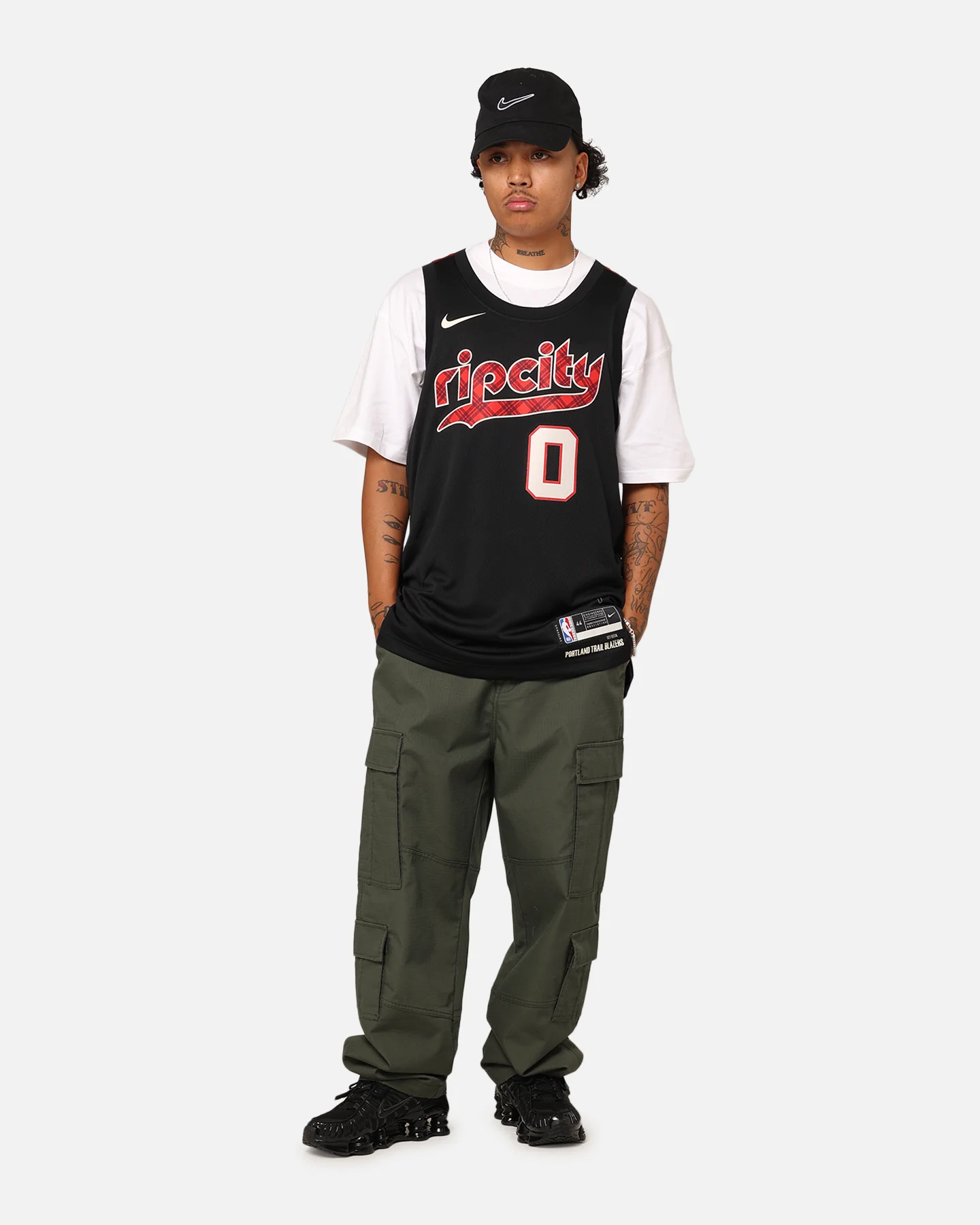 Nike Portland Trail Blazers Damian Lillard City Edition 2023/24 Dri-FIT Swingman Jersey Black - Image 3
