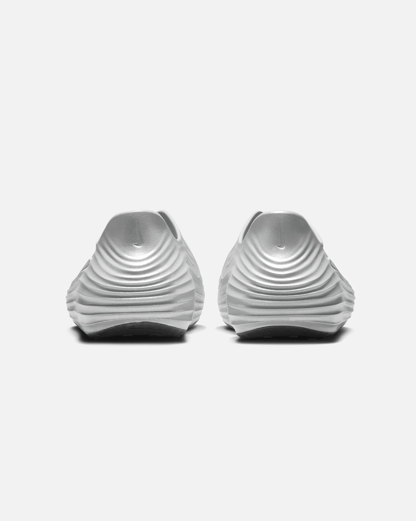 Nike ReactX Rejuven8 Metallic Silver - Image 3