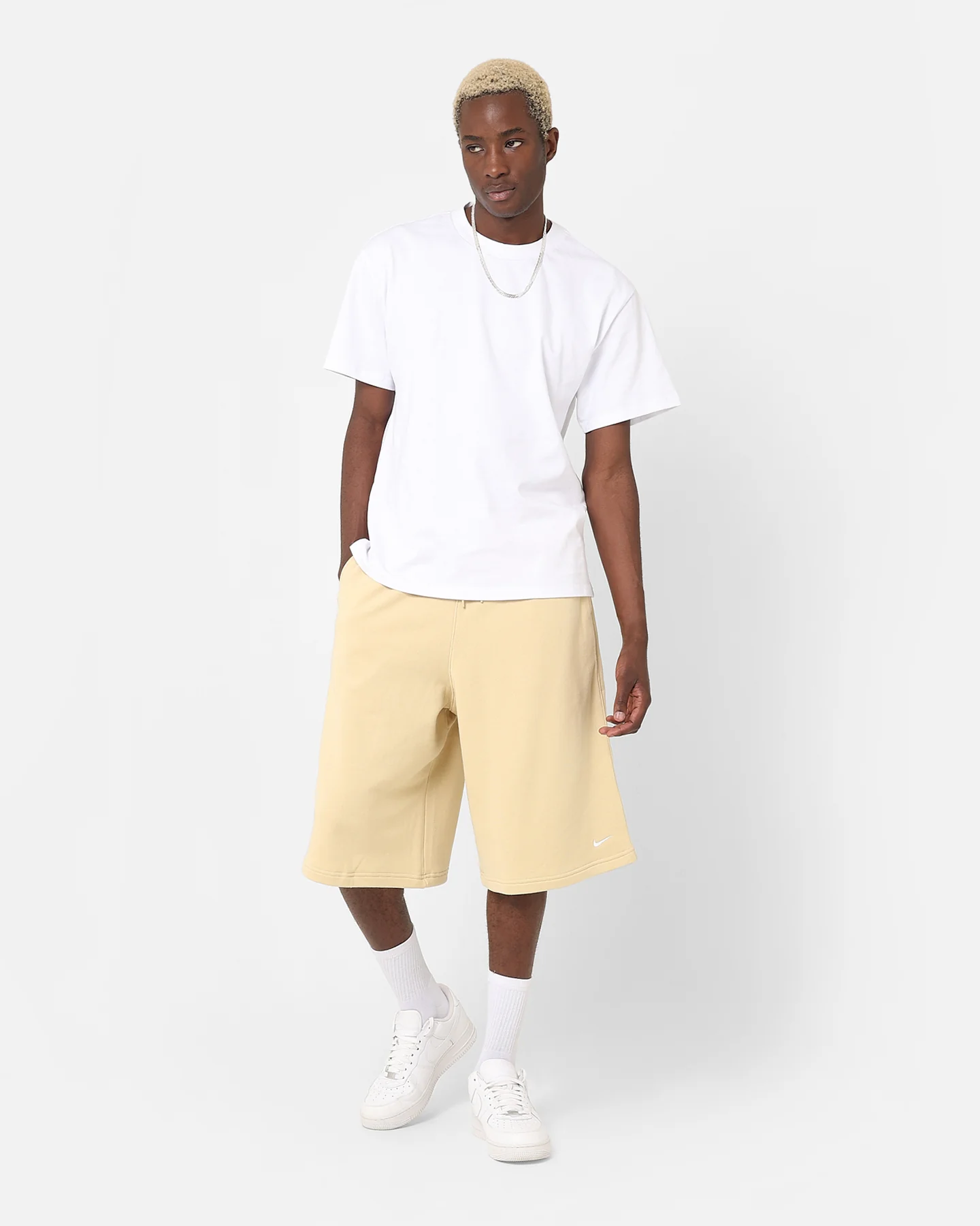 Nike Sportswear Circa French Terry Shorts Team Gold - Image 2