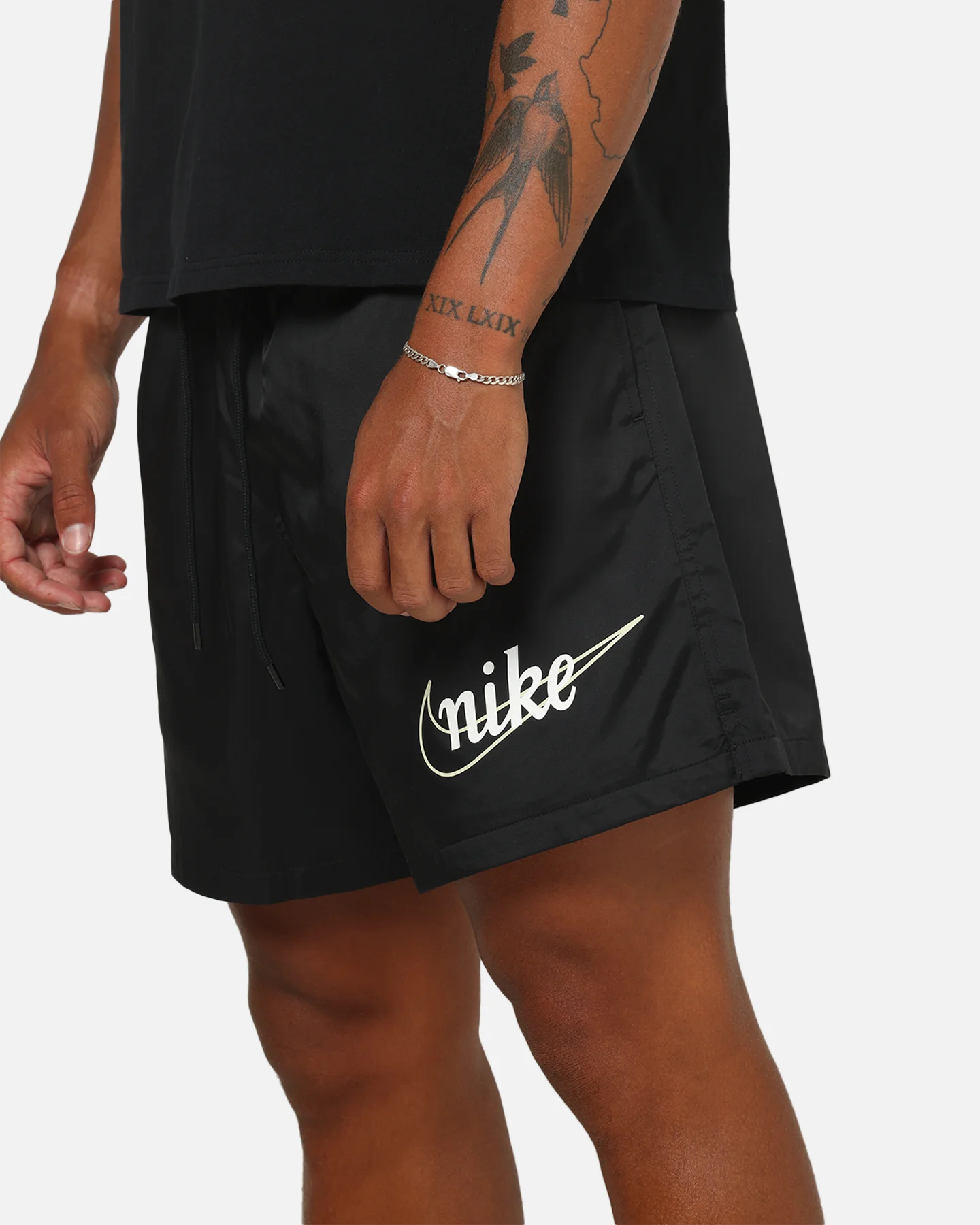 Nike Sportswear Club Woven Flow Shorts Black - Image 3