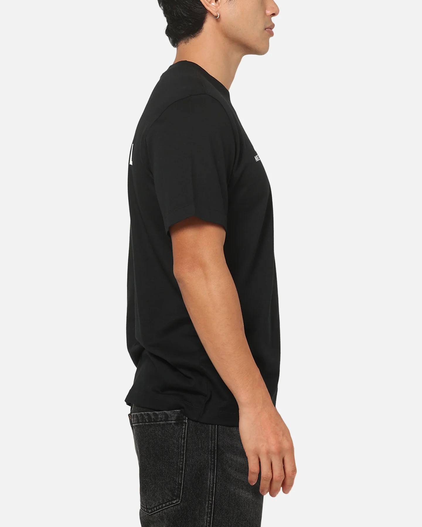 Nike Sportswear Official T-Shirt Black - Image 5