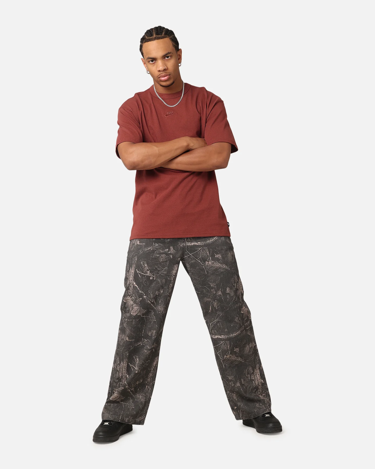 Nike Sportswear Premium Essentials Sustainable T-Shirt Brown - Image 2