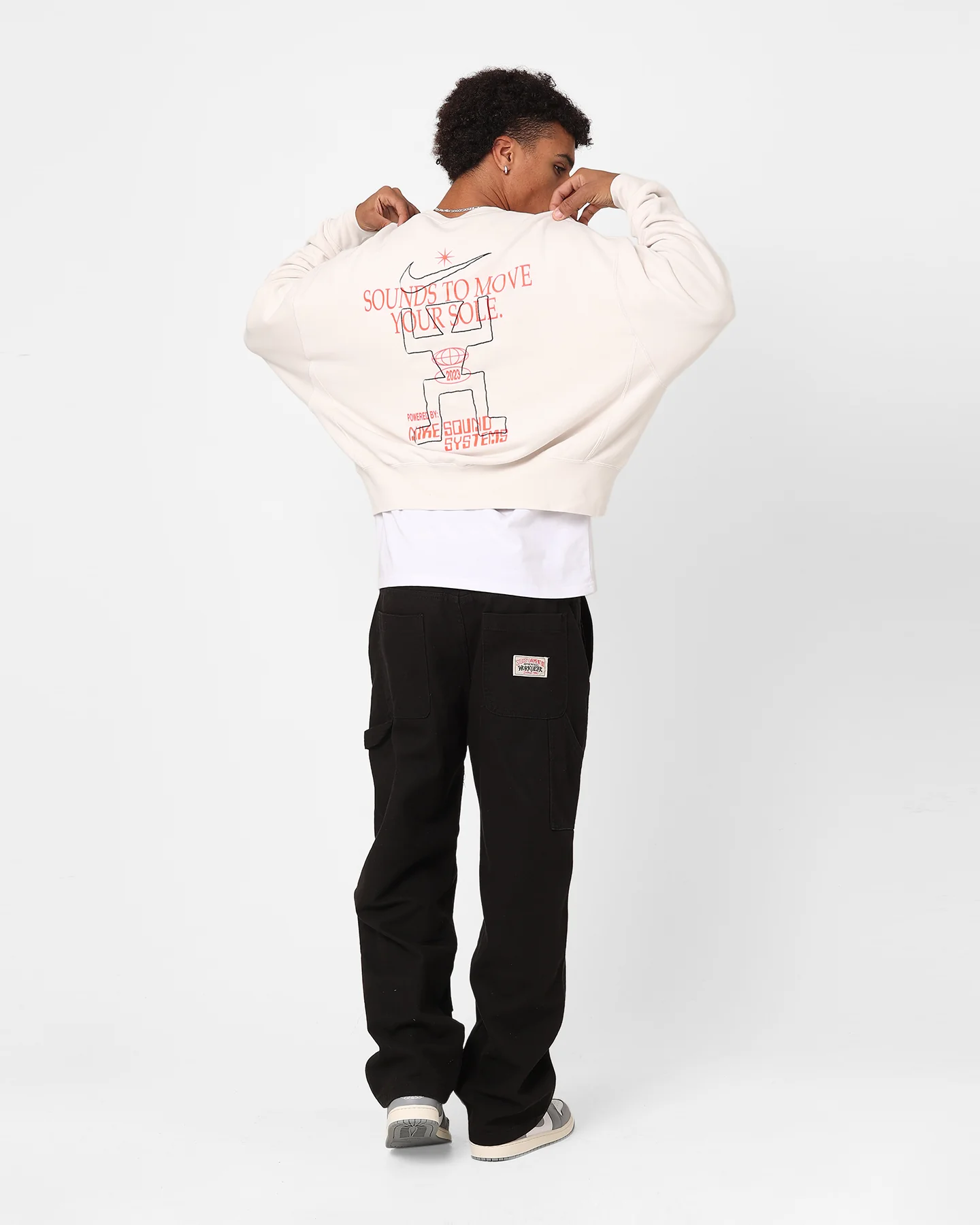 Nike Sportswear Trend Fleece Crewneck Phantom/Black/Bright Crimson - Image 4