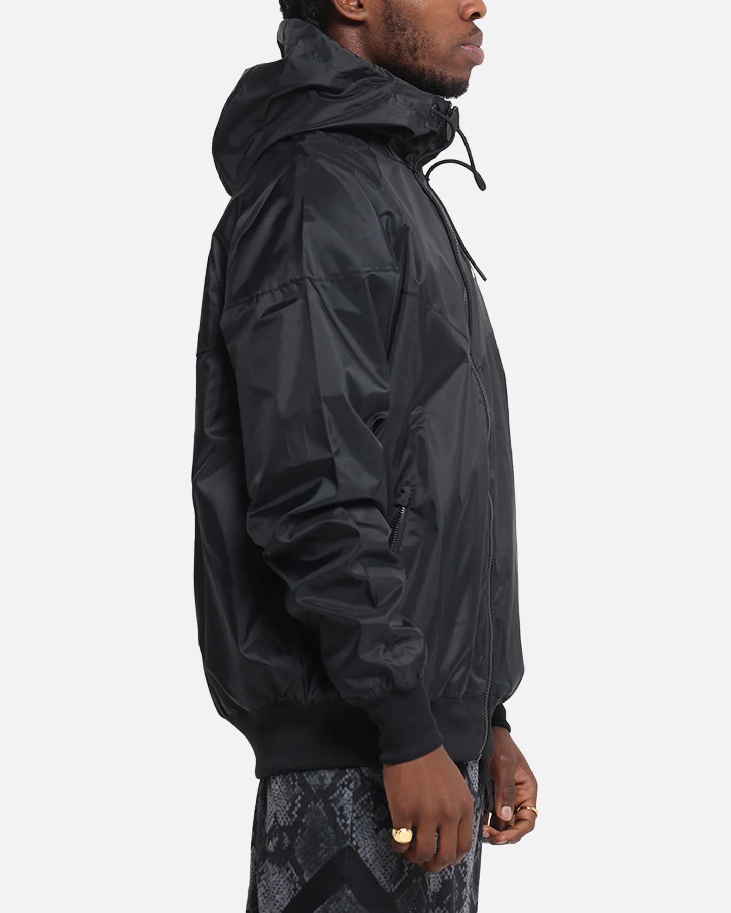 Nike Sportswear Windrunner Woven Hooded Jacket Black/White - Image 4