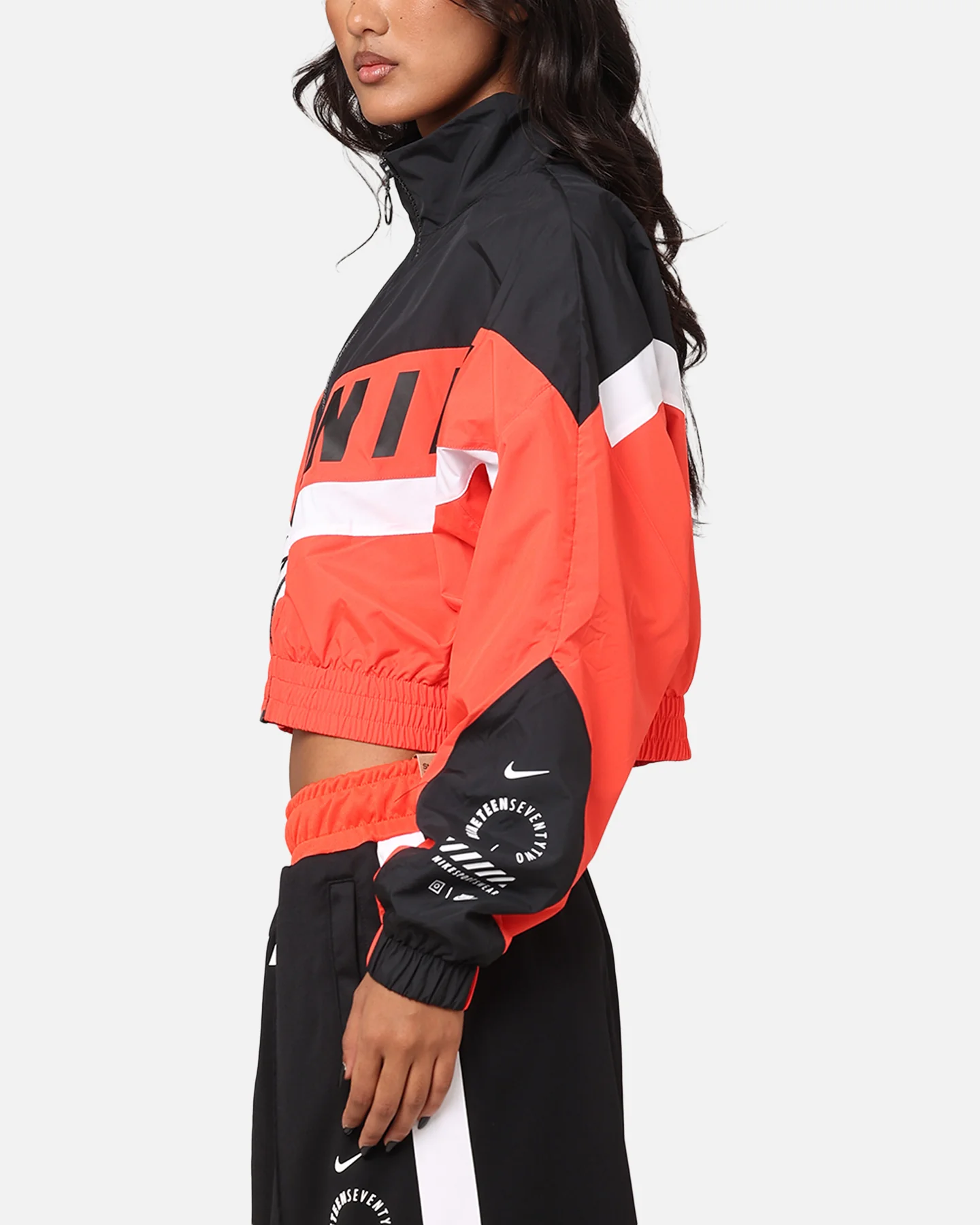 Nike Women's Sportswear Woven Street Jacket Light Crimson/Black/White - Image 5