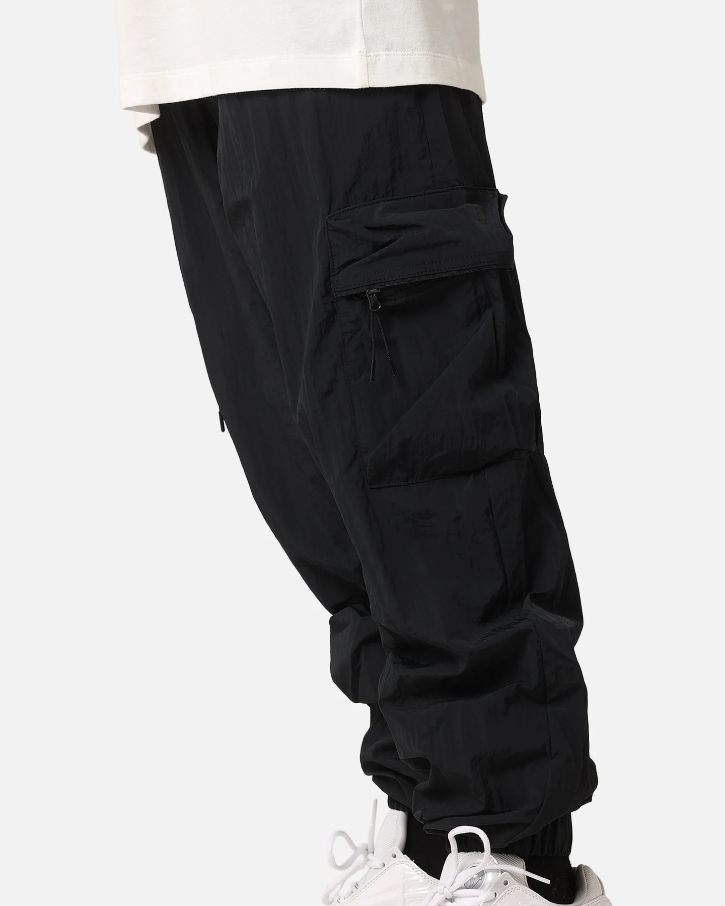 Nike Tech Woven Cargo Pants Black/Black - Image 4