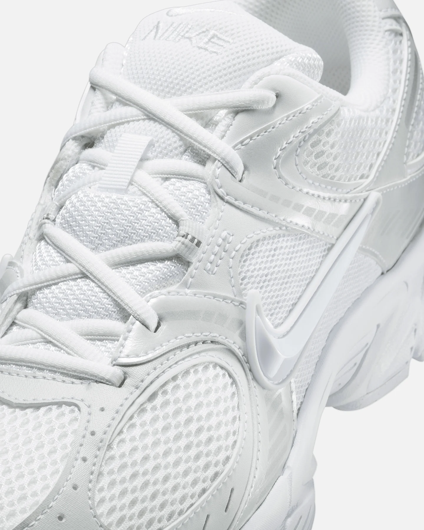 Nike V5 RNR White/White - Image 6