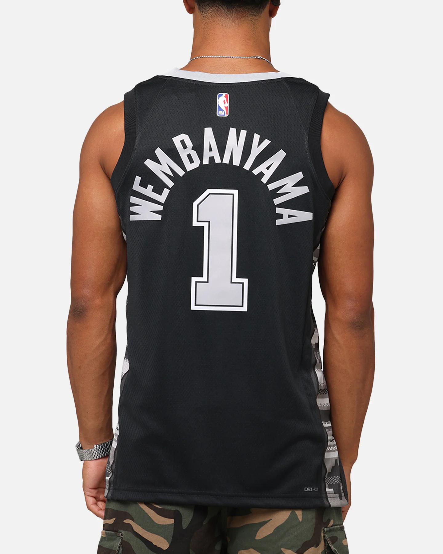 Nike Victor Wembanyama San Antonio Spurs #1 Statement Edition 2022/23 Nike Dri-Fit NBA Swingman Jersey Black - Image 2