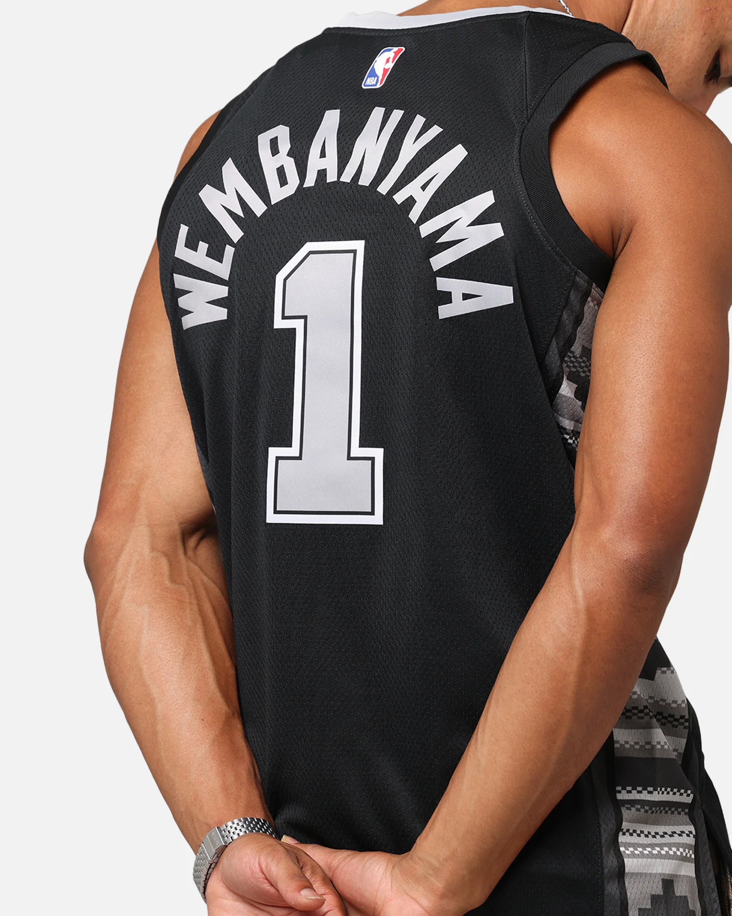 Nike Victor Wembanyama San Antonio Spurs #1 Statement Edition 2022/23 Nike Dri-Fit NBA Swingman Jersey Black - Image 7